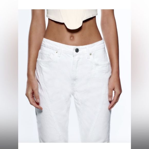 NWT ZARA WOMAN HIGH RISE STRAIGHT
LEG JEANS WHITE - Picture 1 of 9